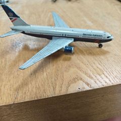 Ertl, Boeing 737, British Airways, ca. 13 cm