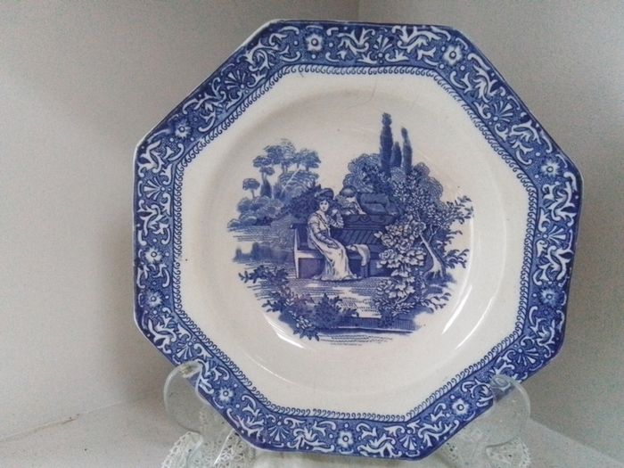 Antique Hexagonal Blue/White Bowl