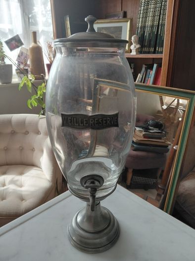 Vintage French liquor dispenser plaque on front Vielle Reserve
