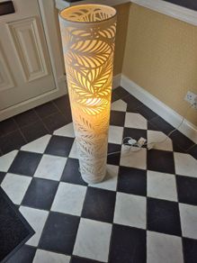 floor lamp