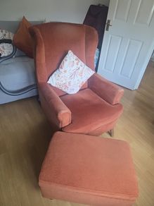 Orange Arm Chair 9 months old barely haes