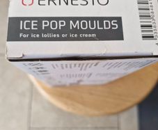 4 Ice pop moulds