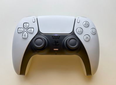 PS5 controller