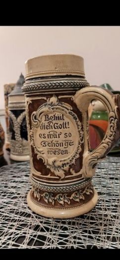 October fest beer mugs