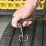 Tyre repair kit Image 3