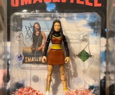 Smallville Kristin Kreuk Signed Lana Lang Figure Dc Direct