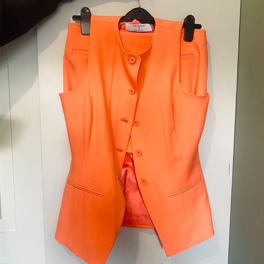 Set vest and skirt .new.Primark