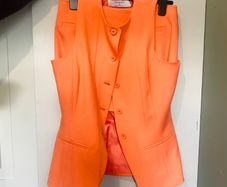 Set vest and skirt .new.Primark