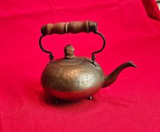 Vintage Brass Kettle, Tea or Coffee Pot , Ornament