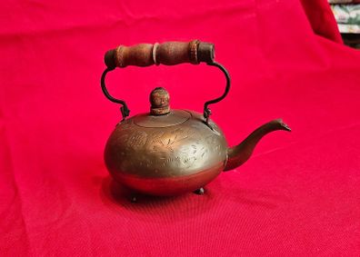 Vintage Brass Kettle, Tea or Coffee Pot , Ornament