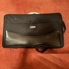 UDG Urbanite MIDI Controller FlightBag Large Black