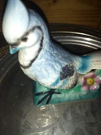 Very Nice Bird Fegurine.
