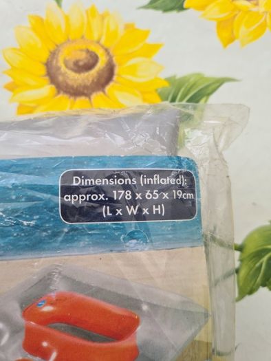 Air mattress beach pool  178 x 65 x 19 cm
