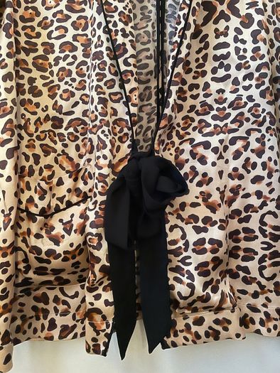 TOPSHOP Petite Animal Print Wrap Pyjama Shirt Size 10!
