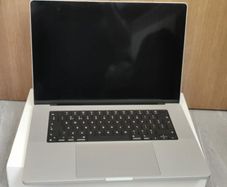 Apple MacBook Pro