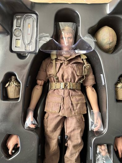Hot Toys Platoon Chris Taylor (MMS135) & Sergeant Barnes (MMS141) Set