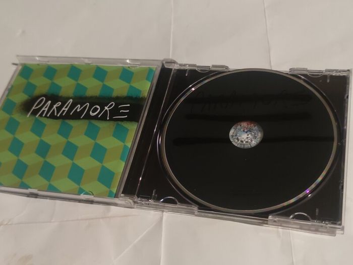 Paramore Self Titled Cd