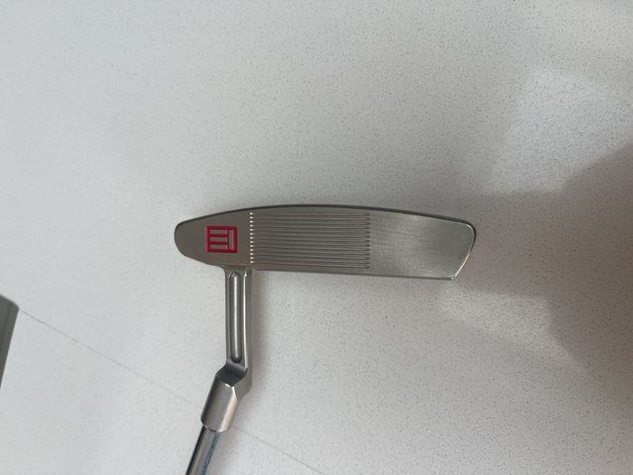 34" blade putter.