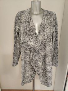 Brand new Dunnes light coat size UK12 EU40 Postage included