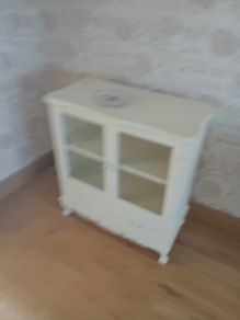 Cream display cabinet