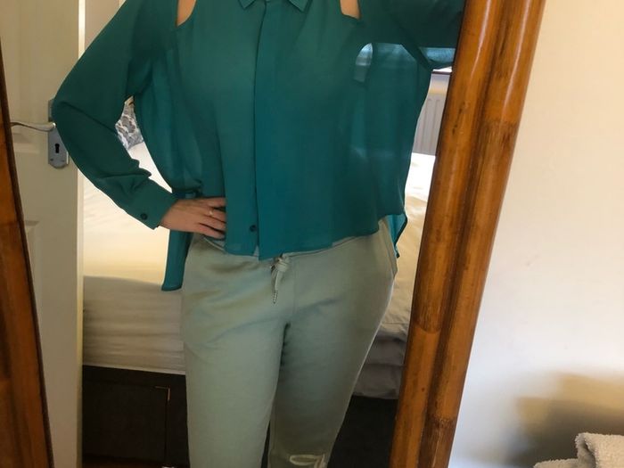 ALL PRICES REDUCED- Genuine MinkPink Turqouise blouse