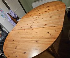 Round Extendable Pine Dining Table Solid Wood