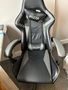 Gaming chair