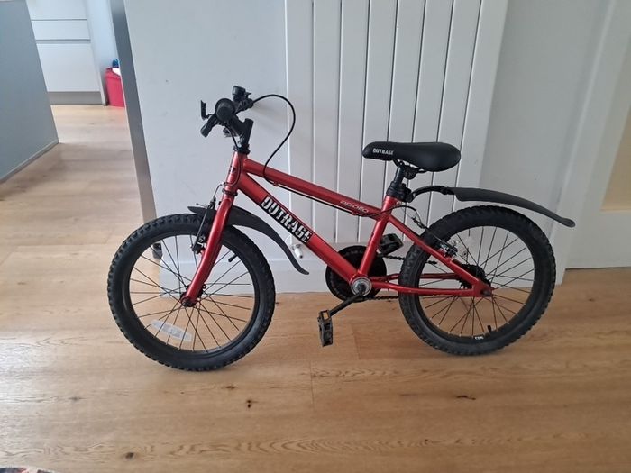 Kids Apollo Outrage Bike