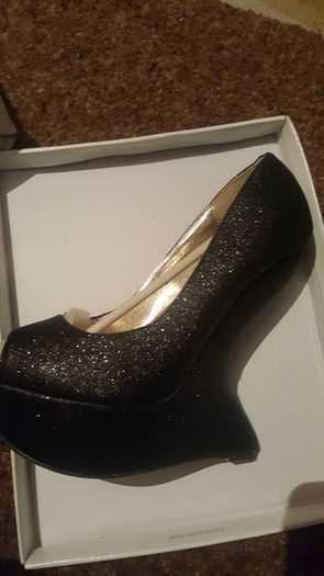 shoes brand new