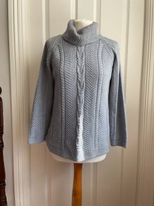 Stylish Jumper Punt And Roma New