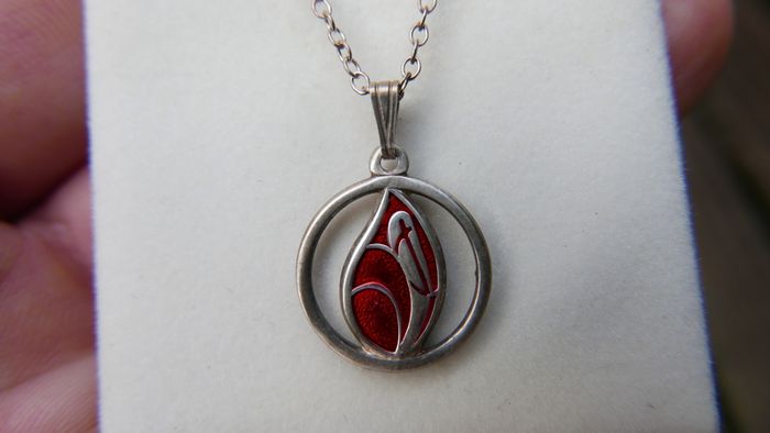 Vintage Sterling Silver 925 Red Teardrop Pendant and Chain 3g
