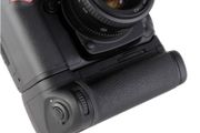 Battery Grip for Nikon D7000