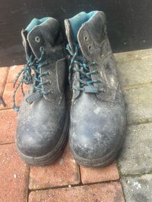 steel toe shoes