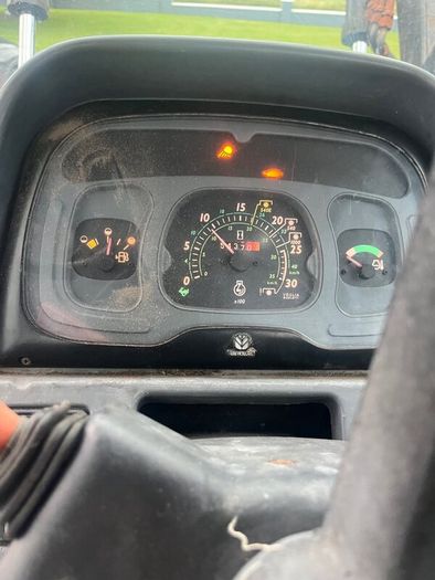 New Holland Other 2002