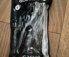 Gaelic Football Gloves Senior S Karakal BNIB