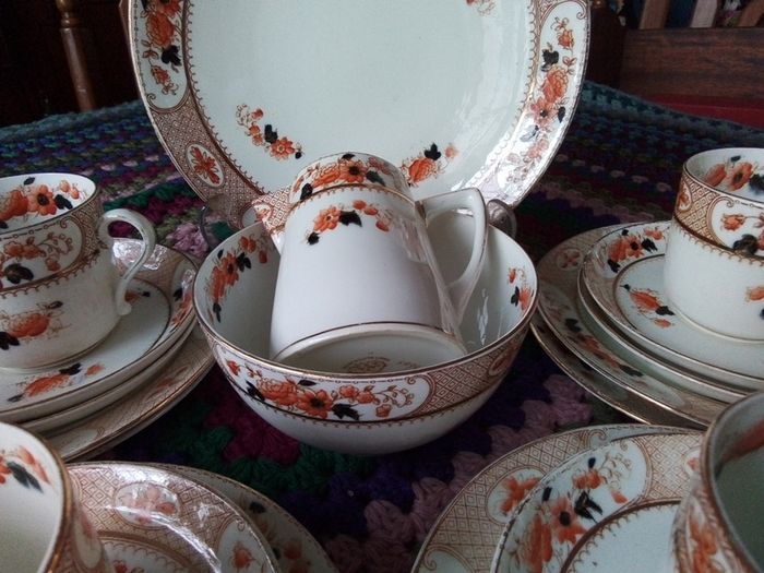 Heathcote Victorian Eight Place SettingTeaset