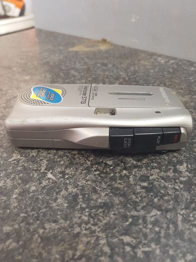 Olympus Pearlcorder S713 Microcassette Voice Recorder