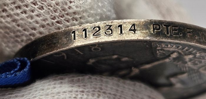 WWI 1914-1918 Silver Medal 112314 PTE. F. W. MARSHALL R. A. M. C. 33.7 Grams Sterling Silver