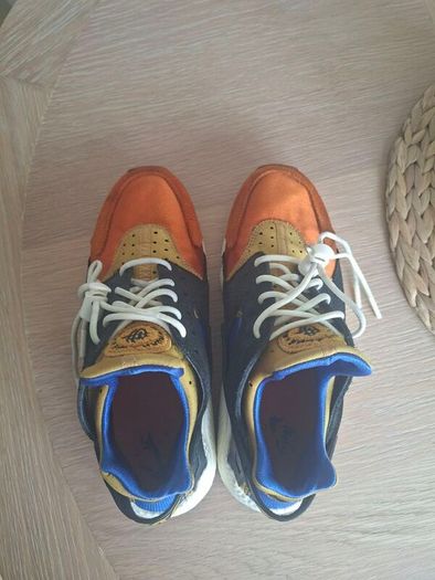 Nike Huarache UK 7.5