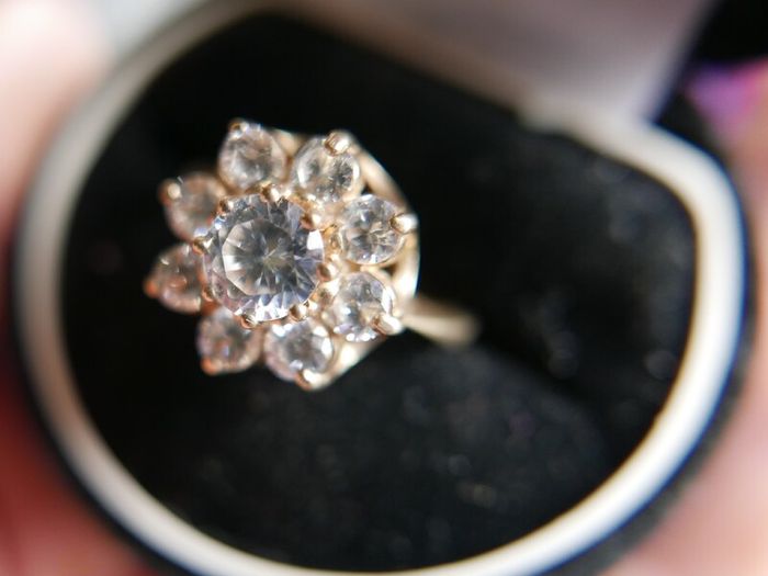 Vintage 9ct Yellow Gold 375 Cubic Zirconia Cluster Ring 5.0g