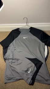 Nike Stride 2 Piece Set