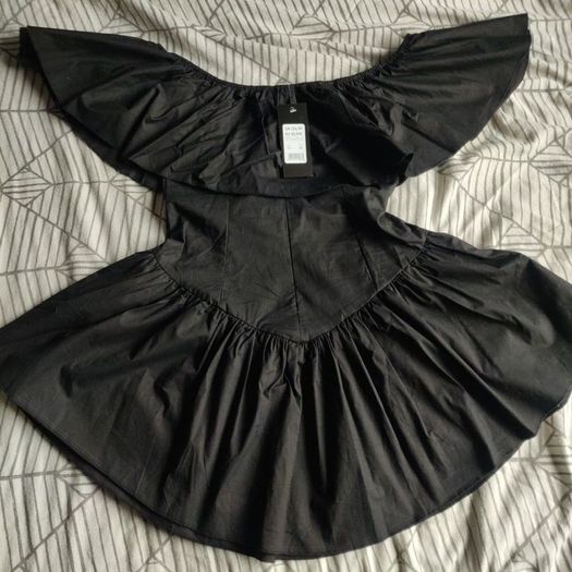 Cameo Rose Black Poplin Tiered Mini Dress , NEW LOOK