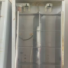 Strip lights for commercial building