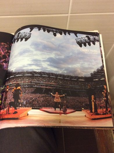 Neil Diamond. World Tour 2011. Official Tour Programme.