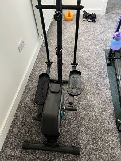 Cross Trainer
