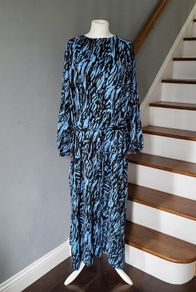 CurveWow blue midaxi dress, Size 20, BNWT