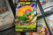 Appletun V ! Ultra Rare ! From Fusion Strike Set ! 2021 ! Pokemon Card !