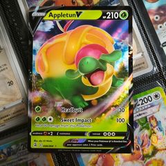 Appletun V ! Ultra Rare ! From Fusion Strike Set ! 2021 ! Pokemon Card !