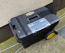 Stanley pro mobile tool box