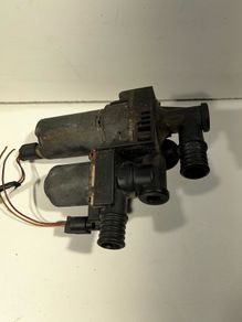 Bmw 3 X3 Series E46 E83 Water Heater Valve Pump 8369807. A1l3b1